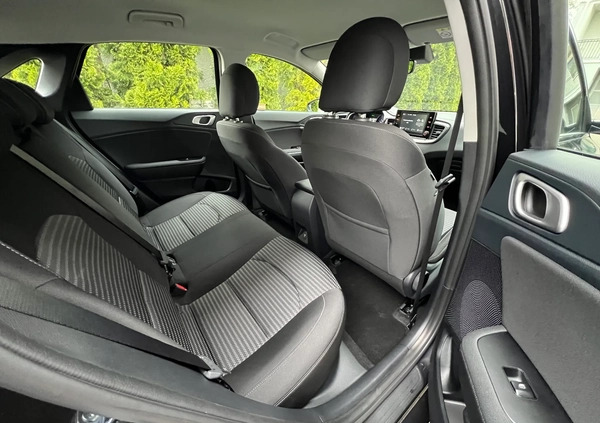 Kia Ceed cena 111900 przebieg: 6, rok produkcji 2023 z Urzędów małe 379